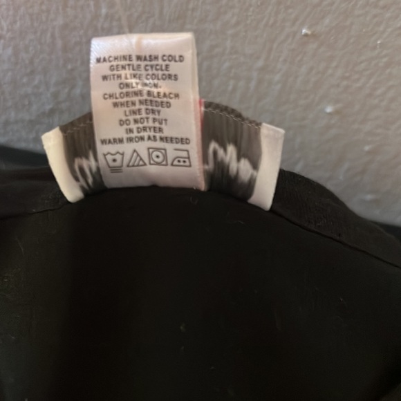 Times Two Maternity NWT Black Quarter Length Sleeve SZ Medium - Picture 6 of 7